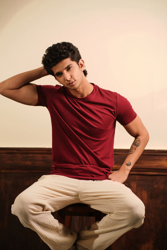Men's Round Neck Solid T-Shirt - Regular Fit Rich Cotton - Maroon